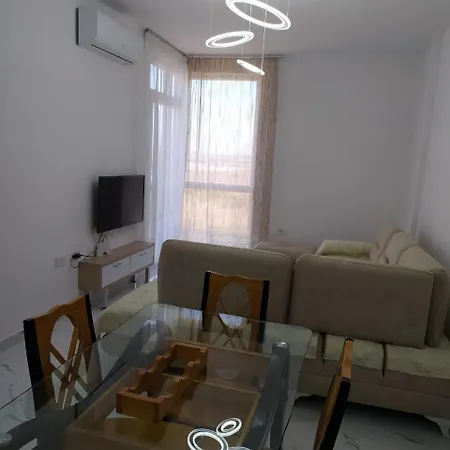 Leos New Appartement Shëngjin